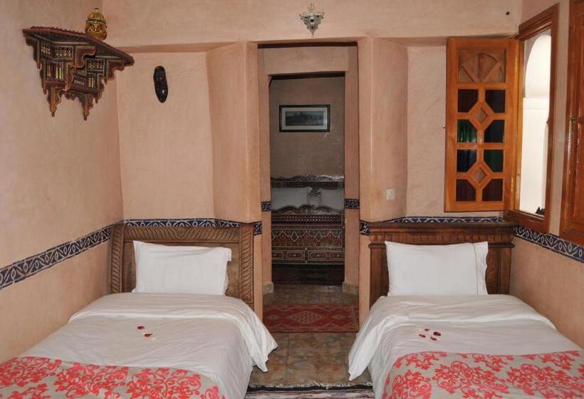 سوییت خانوادگی, Riad Moulay