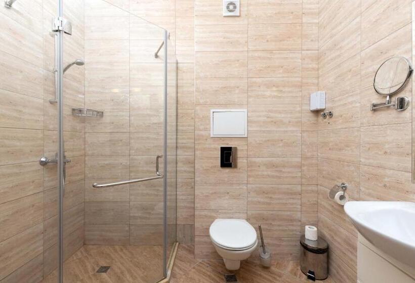 Quarto Economy, Rome Palace Deluxe   All Inclusive Premium