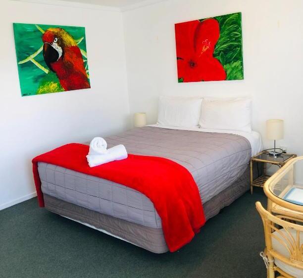 패밀리 방갈로, Waiheke Island Motel