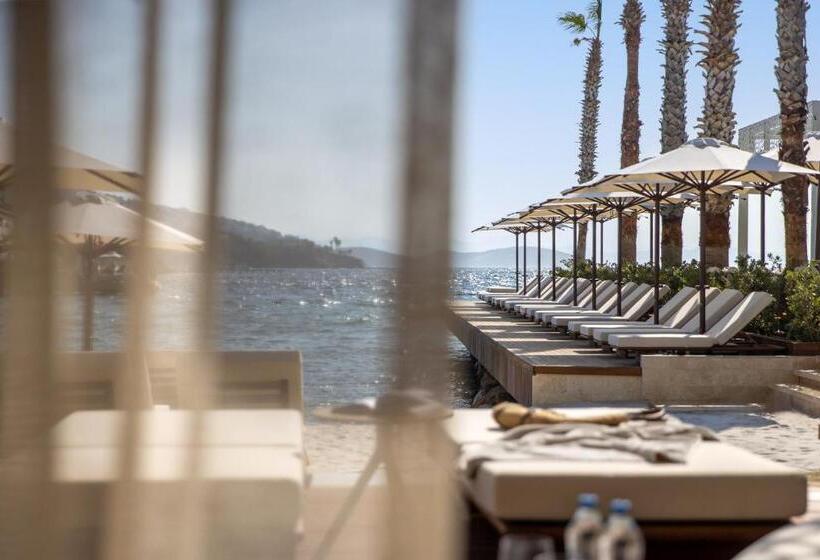 חדר דלוקס עם מרפסת נוף לים, Yalikavak Marina Hotel By Social Living Collection