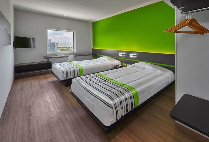 Номер Стандарт, City Express Junior By Marriott Puebla Angelopolis