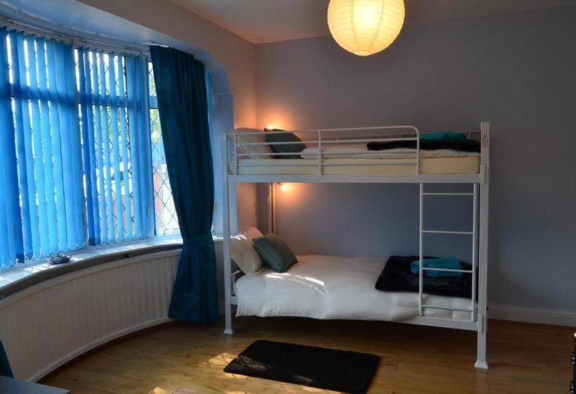 Quarto Triplo Comfort, Old Trafford Guest House