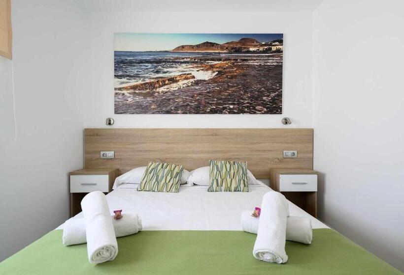 3 Bedroom Duplex Apartment, Canteras Suites