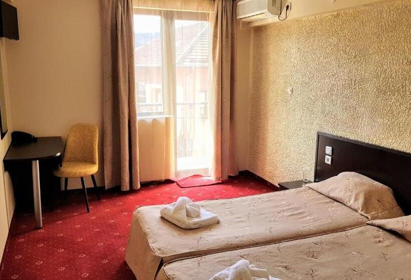 Номер Стандарт Индивидуальный, хотел хилез Hotel Hilez