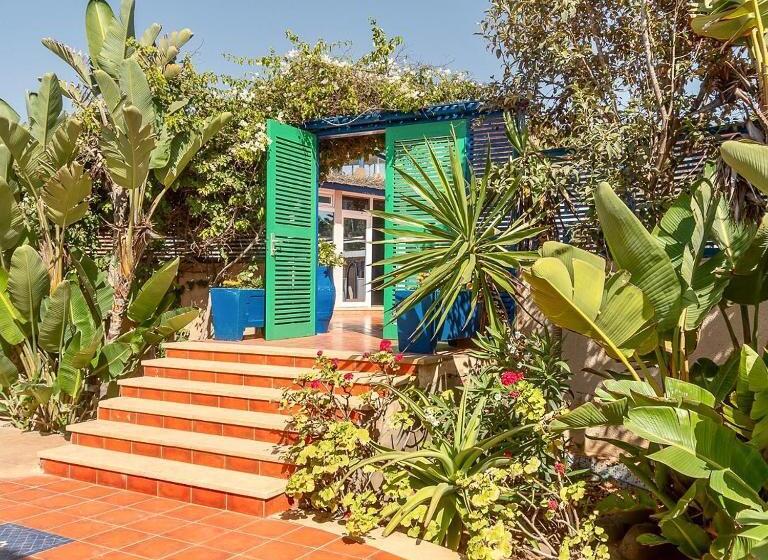 Студио Стандарт Вид на Сад, Mimid Dunes Beach