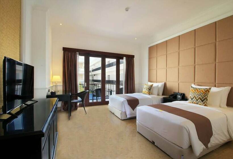 Номер Deluxe Вид на Бассейн, Grand Palace Hotel Sanur   Bali
