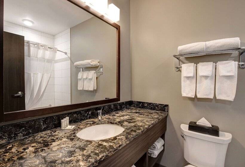 Family Suite, Days Inn & Suites By Wyndham Warman