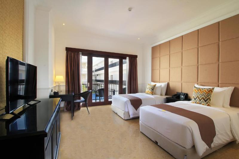 اتاق لوکس با چشم‌انداز استخر, Grand Palace Hotel Sanur   Bali