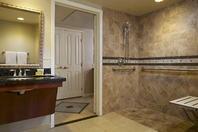 Люкс, Staybridge Suites Houston East   Baytown, An Ihg