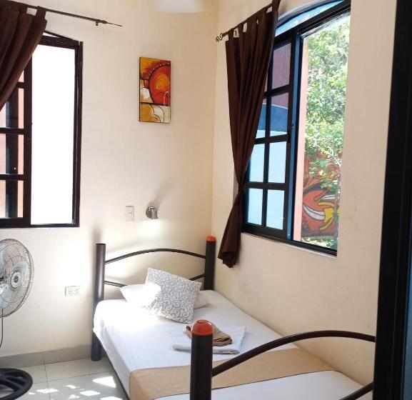 Standard Yhden Hengen Huone Jaettu Kylpyhuone, Hostal La Ermita