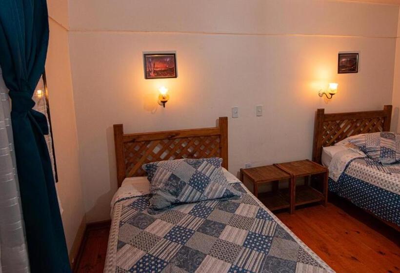 Номер Стандарт, Hostal Michel