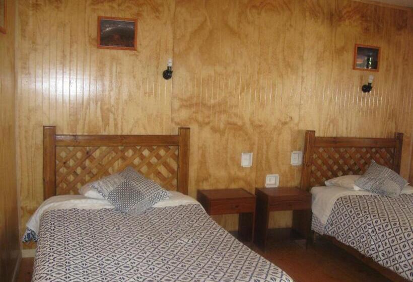 Номер Стандарт, Hostal Michel
