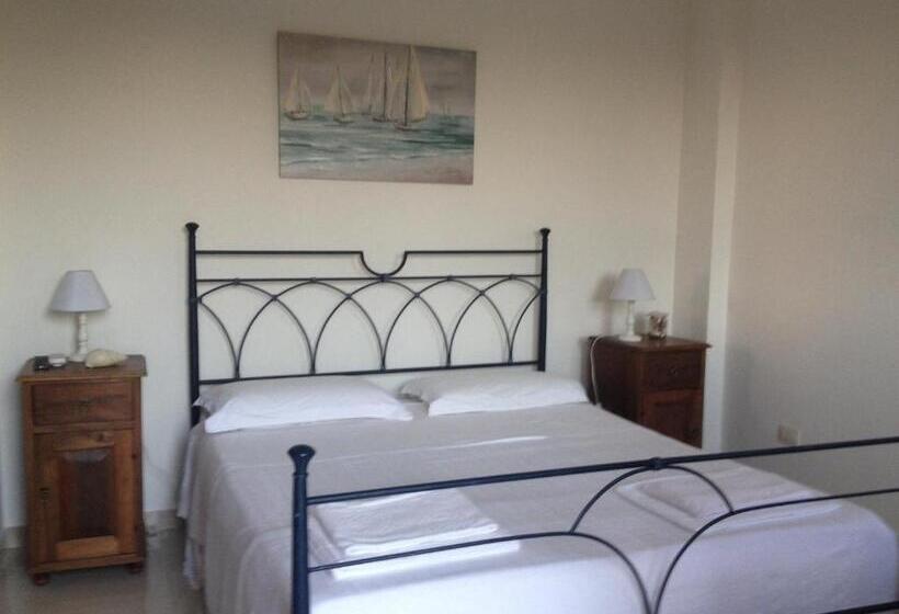 اتاق راحتی, B&b Villa Striari