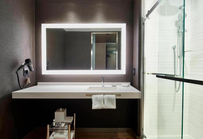 Quarto Deluxe Cama King, AC Hotel Nashville Downtown