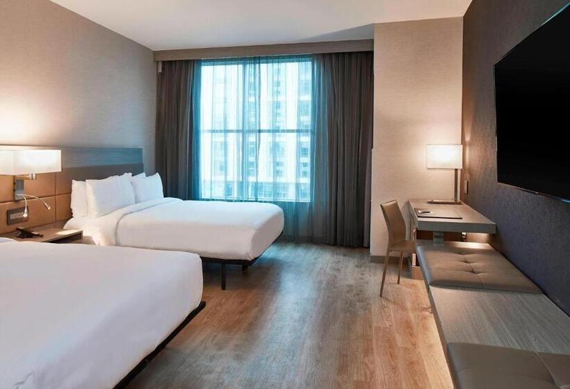 Quarto Estandar para Deficientes Físicos, AC Hotel Nashville Downtown