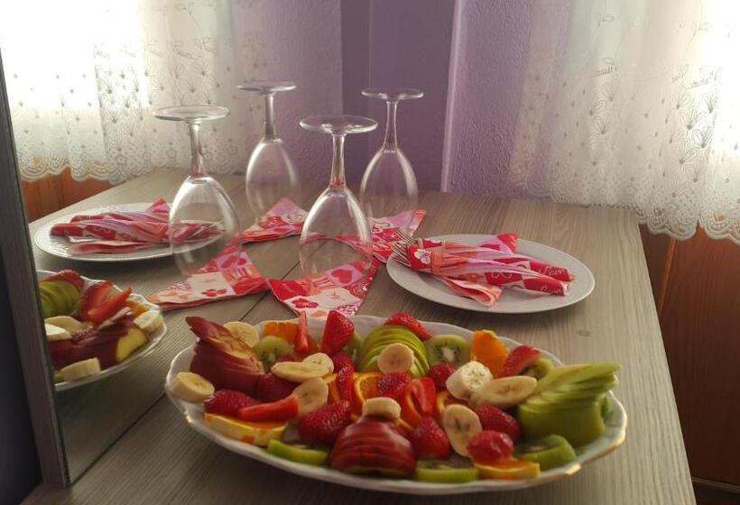 Четырехместный Номер Стандарт с Балконом, Grand Yayla
