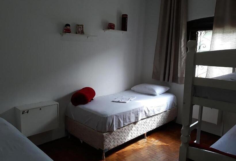 공동 객실, Casa Beatles Hostel Bauru