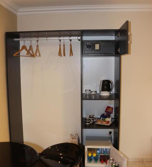Quarto Deluxe, Eclat Suites Hotel Boutique