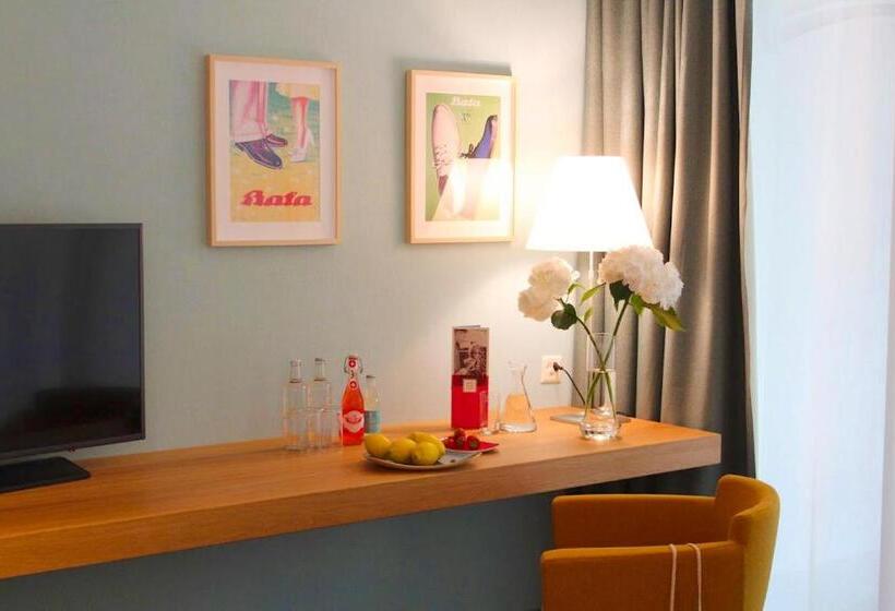 Номер Deluxe, Bata Club Haus