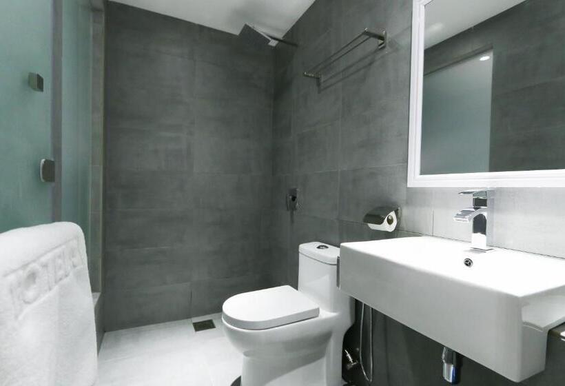 اتاق استاندارد, 99 Sri Petaling