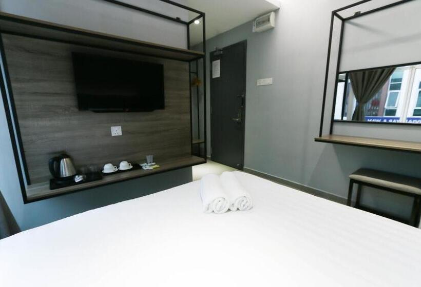 اتاق استاندارد, 99 Sri Petaling