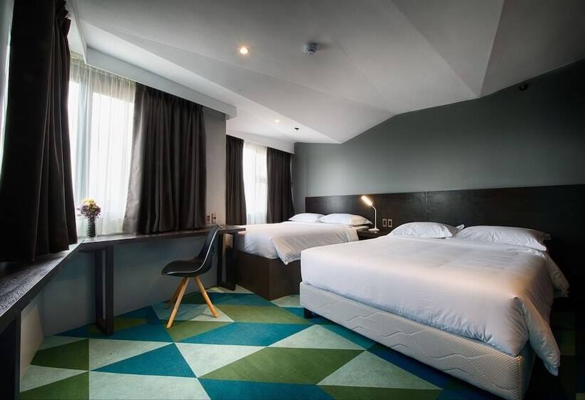 Семейный Номер, G1 Lodge