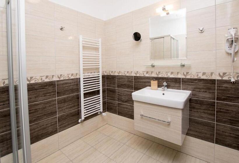 Номер Deluxe, Wellness Penzion Medličky