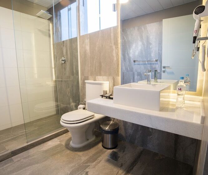 سوییت, Huper Hotel Boutique