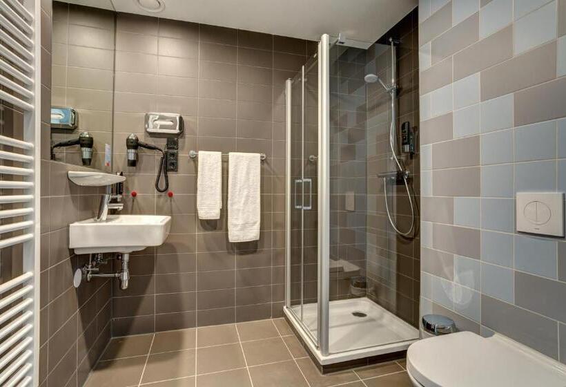 스탠다드 트리플 룸, Meininger Hotel Amsterdam Amstel