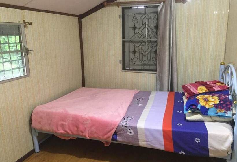 스탠다드 룸, Bussaracum Resort
