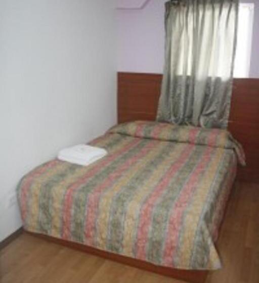 اتاق استاندارد با تخت بزرگ, Golden Night Hotel Cameron Highlands