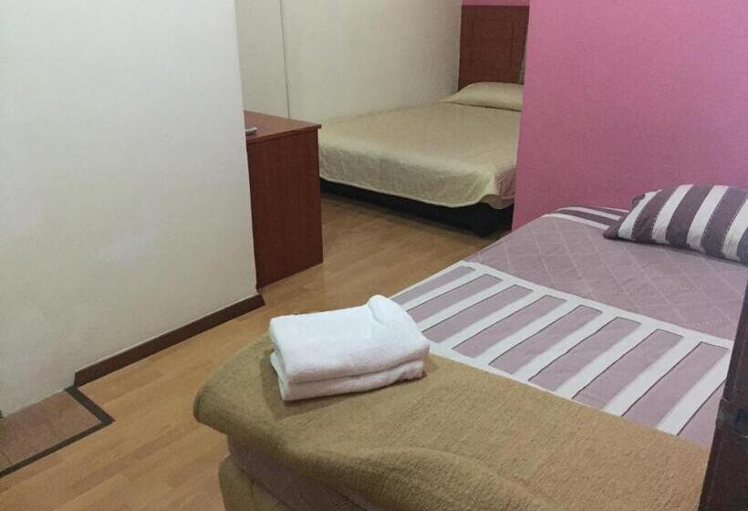 Номер Стандарт Трехместный, Golden Night Hotel Cameron Highlands