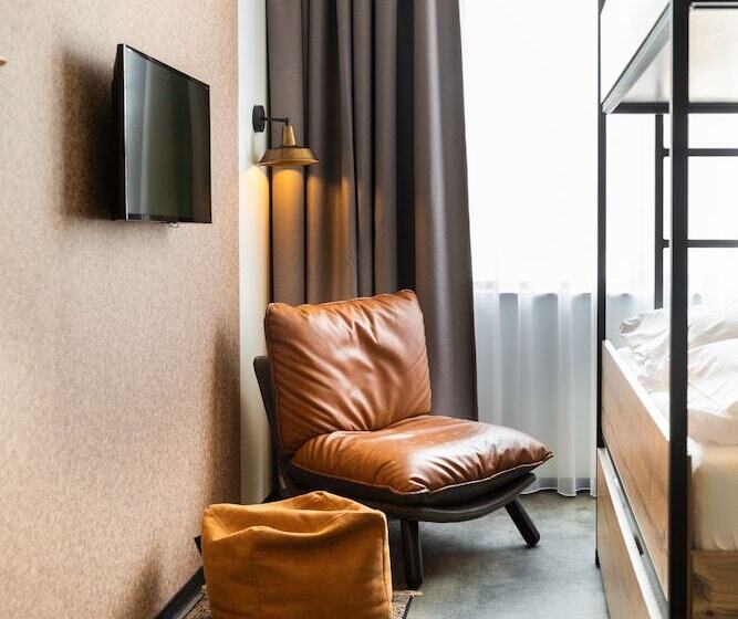 Family Room, Guesthouse Hotel Kaatsheuvel Waalwijk