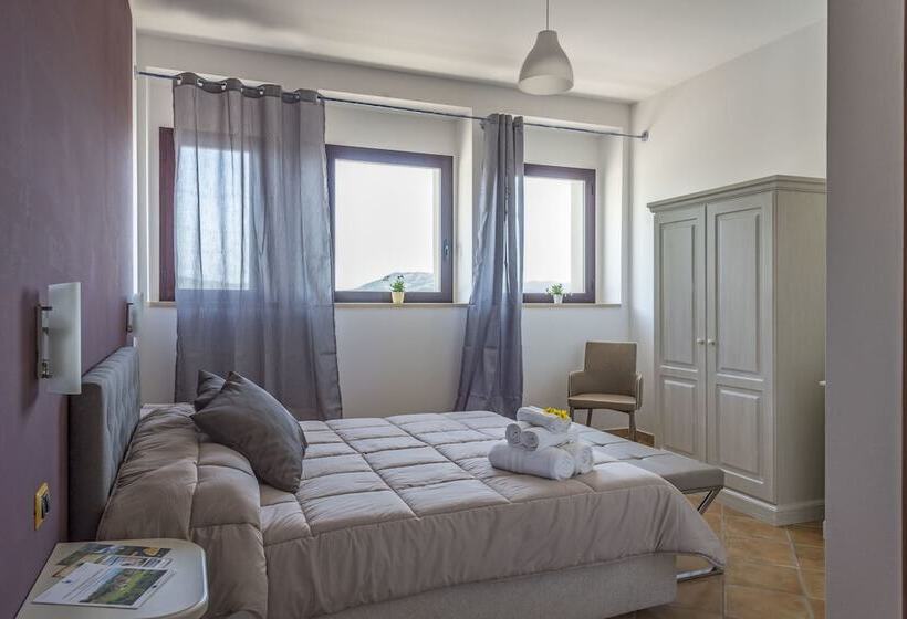 Номер Стандарт Трехместный, Villa Santadi