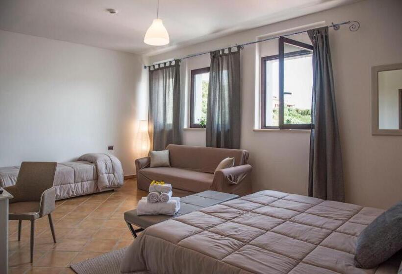 Семейный Номер Deluxe, Villa Santadi