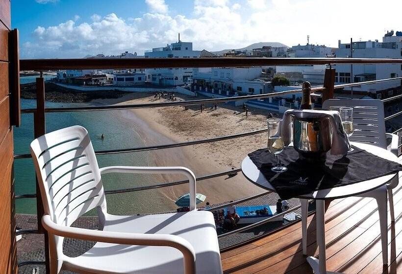 Номер Deluxe Вид на Море с Балконом, Boutique La Marquesina  Adults Only