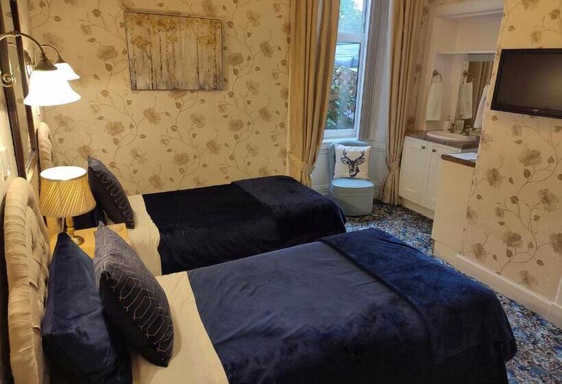 Quarto Economy, Dunallan Guest House