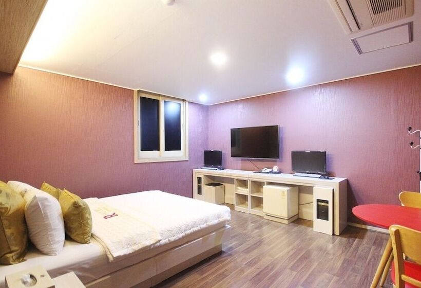 Номер Deluxe, Residence Hotel R