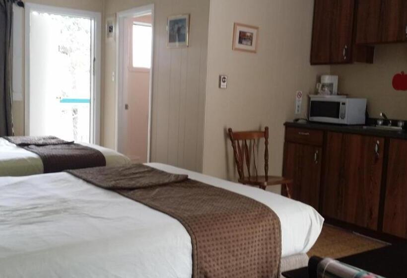 Номер Deluxe Кровать Куин, Appletree Inn