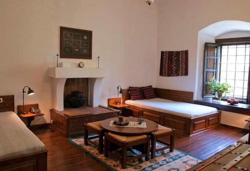 Семейный Номер, Mansion Karagiannopoulou