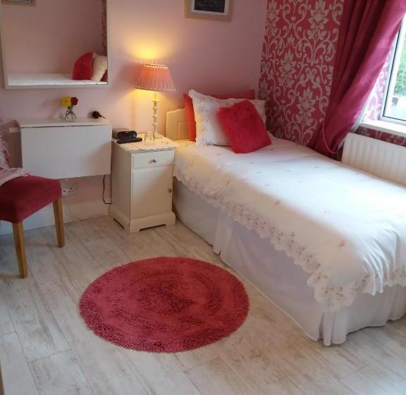 غرفة قياسية, Lettermore Country Home