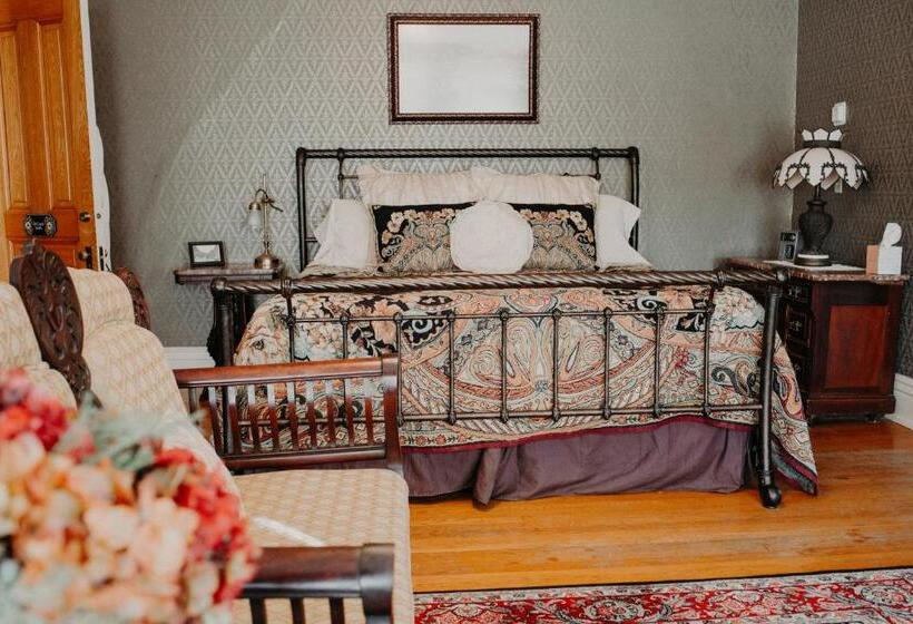 Люкс Кровать Кинг, Aurora Staples Inn