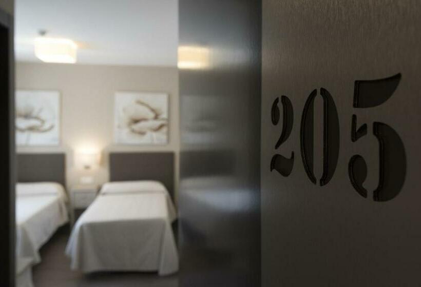 Номер Стандарт, Hostal Emeritae