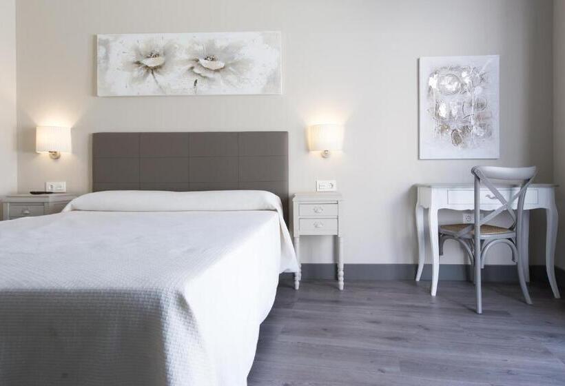 Номер Стандарт с Террасой, Hostal Emeritae