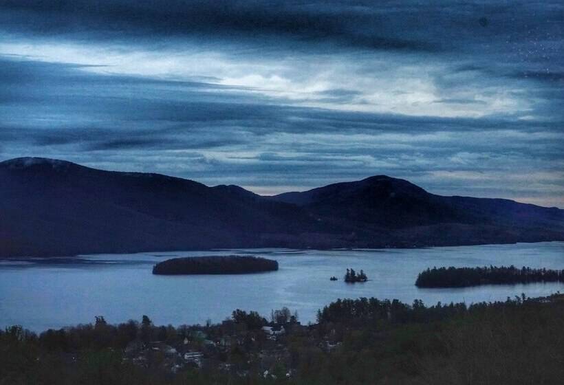 Дом 3 Спальни, Highlands Castle Overlooking Lake George.. Plus 2 Other Castles!