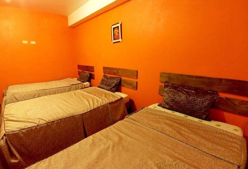 Номер Стандарт Трехместный, Hostal Hatun Wasi