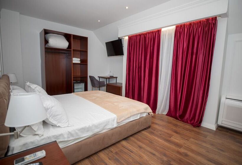 Quarto Superior, Vila Zeus