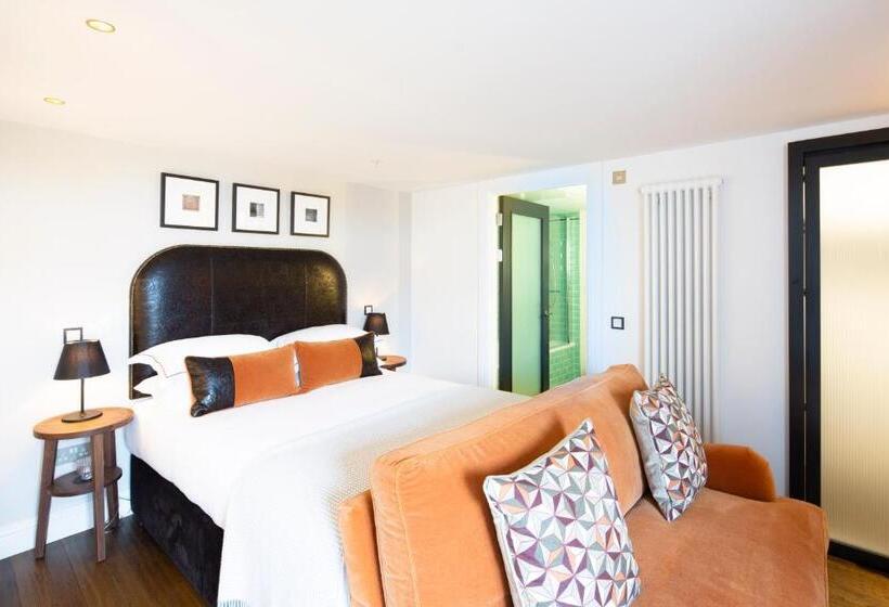 Апартаменты Deluxe 1 Спальня, Cheval The Edinburgh Grand