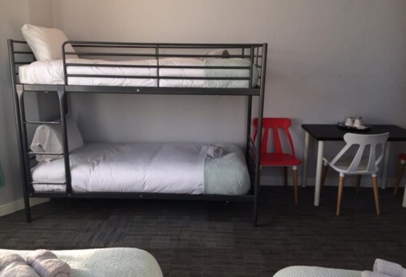 Семейный Номер, Queens Guesthouse Manchester