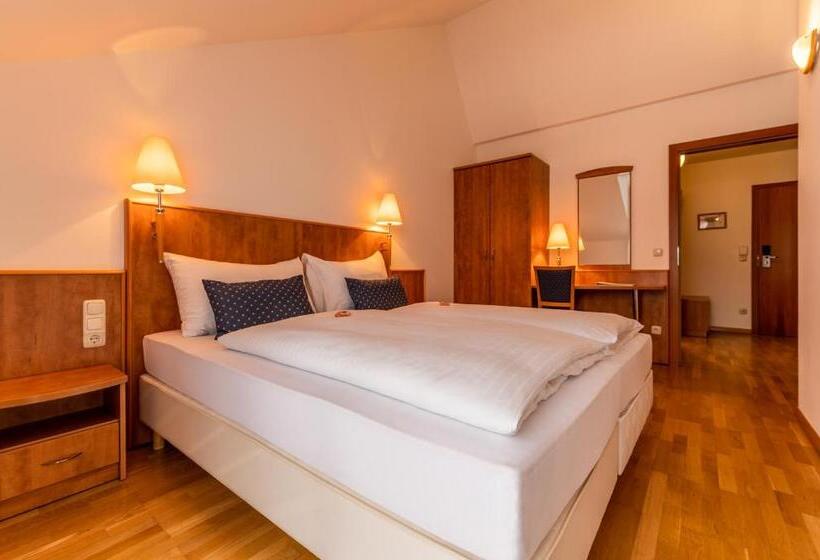 Апартаменты 2 Спальни, Club Hotel Am Kreischberg